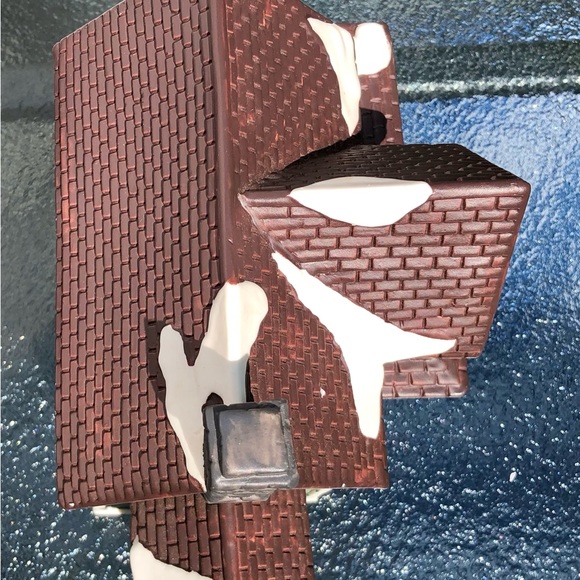 Porcelain Lighted House, Christmas Village - Picture 7 of 12